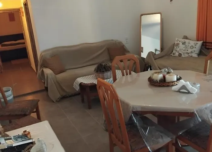 Ilias بيت للعطل Afiartis